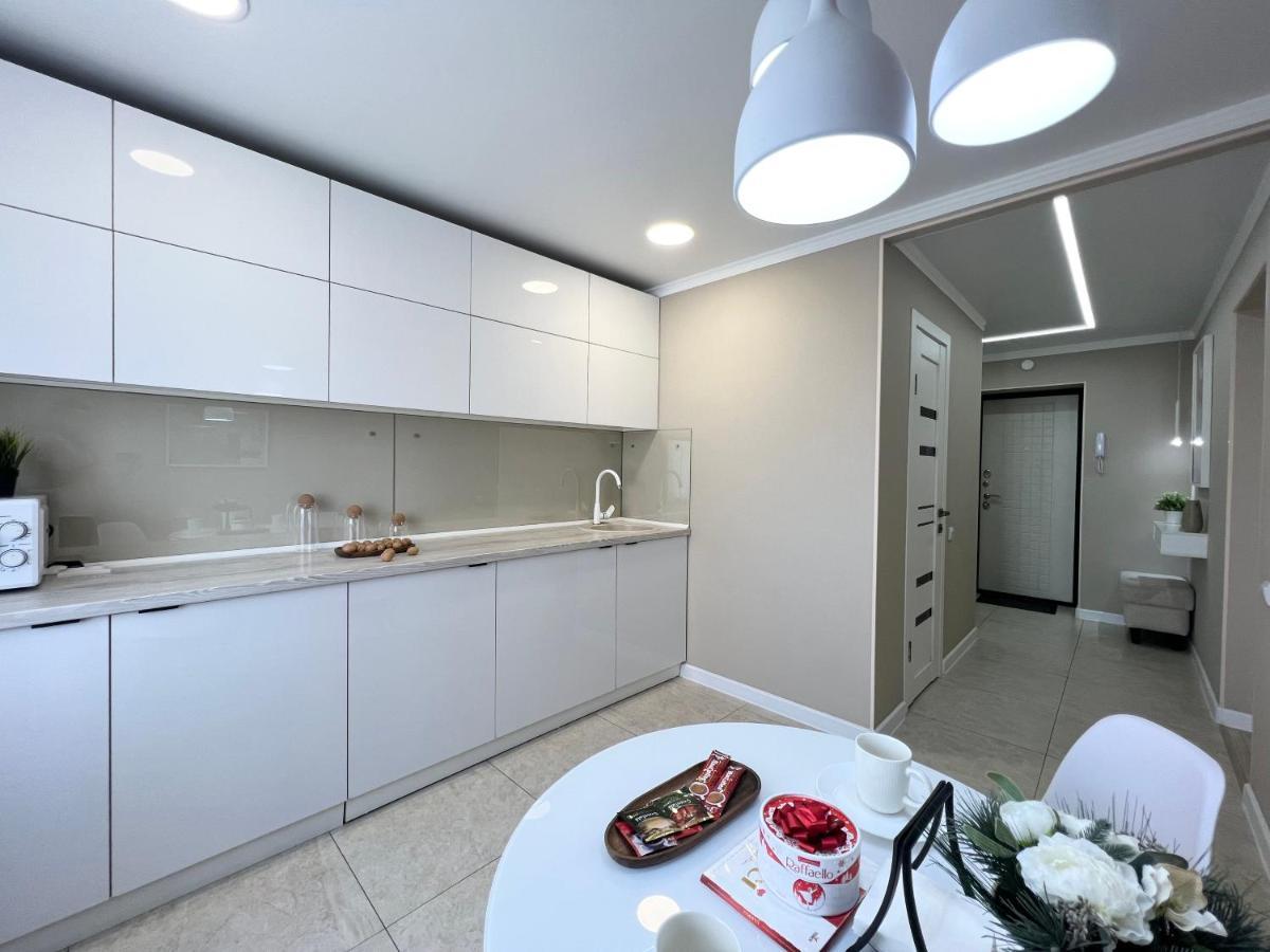 Luxury Apartments Pavlodar Kültér fotó