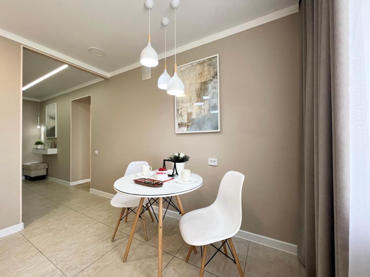 Luxury Apartments Pavlodar Kültér fotó