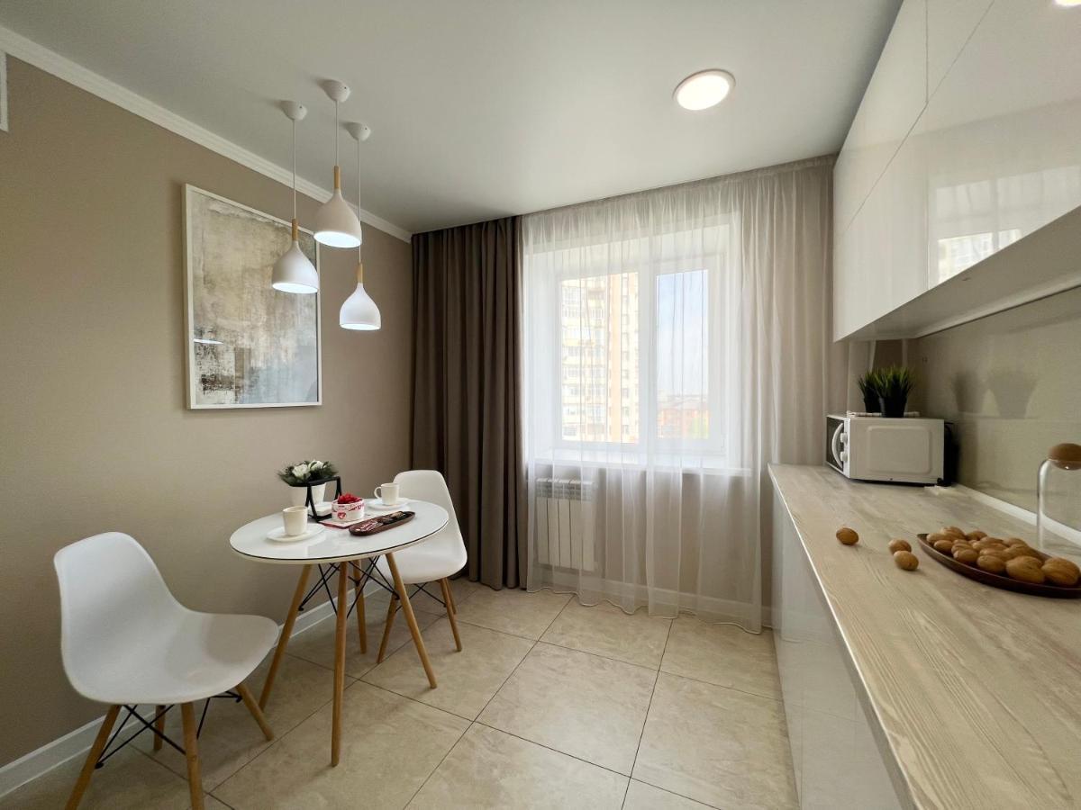 Luxury Apartments Pavlodar Kültér fotó