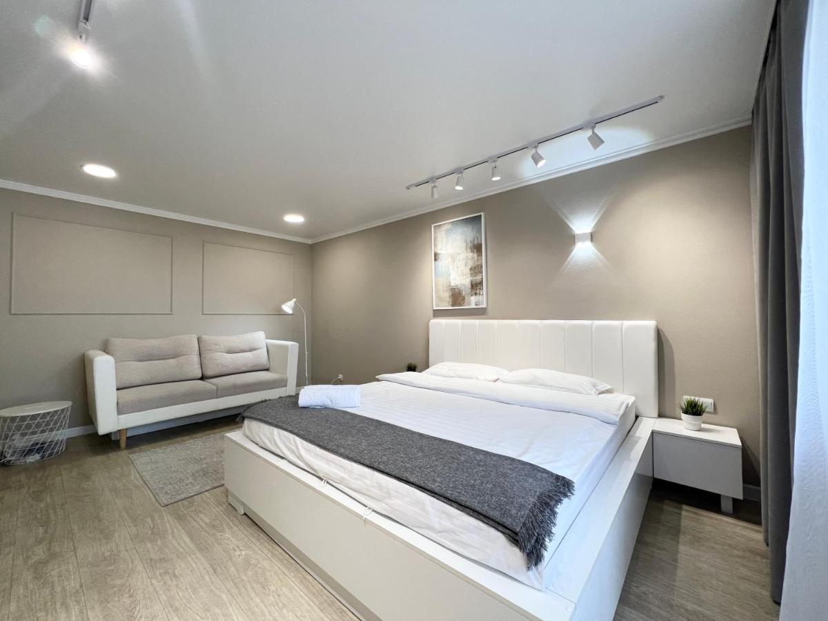Luxury Apartments Pavlodar Kültér fotó